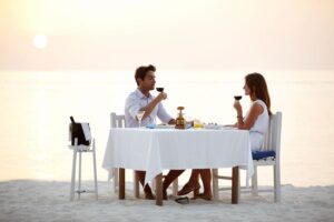 Romantyczne zaręczyny na plaży - Jagoda Miko Event Planner